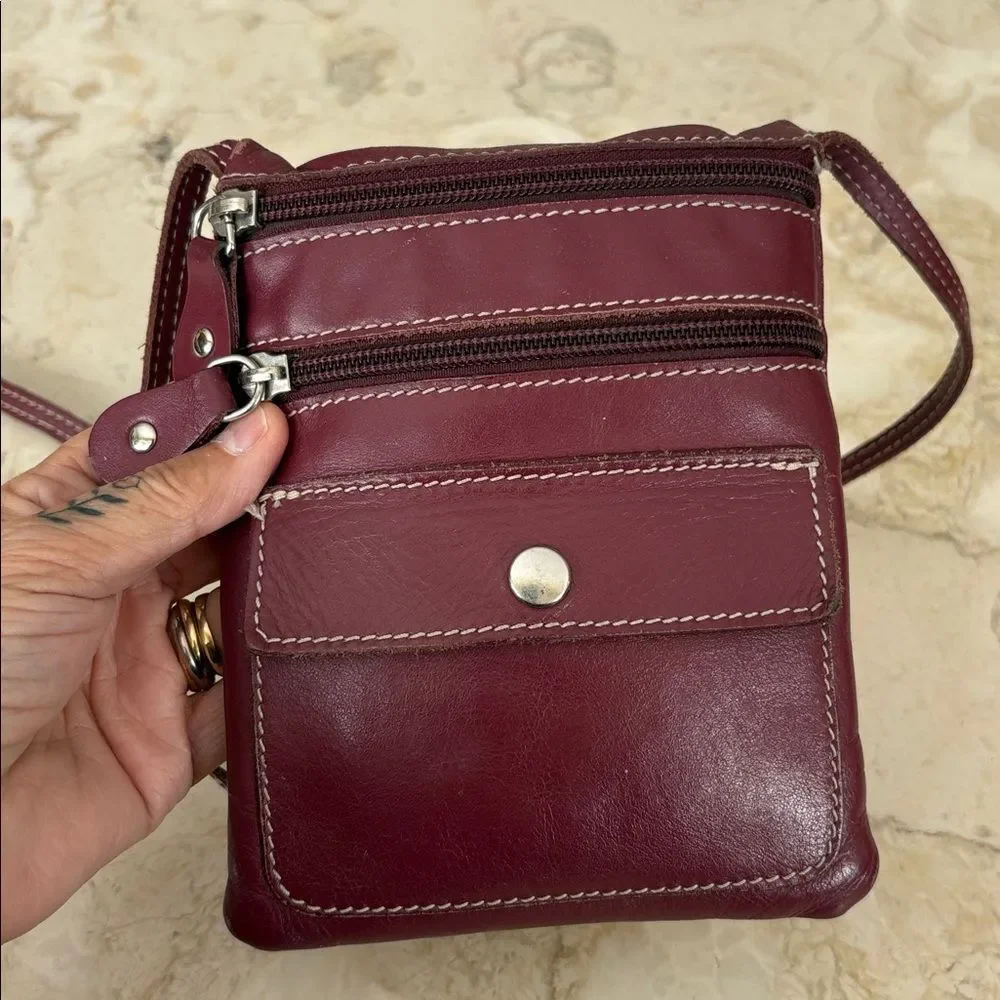 Vintage Roots Hanging Pouch Leather Crossbody Bag - Picture 5 of 15